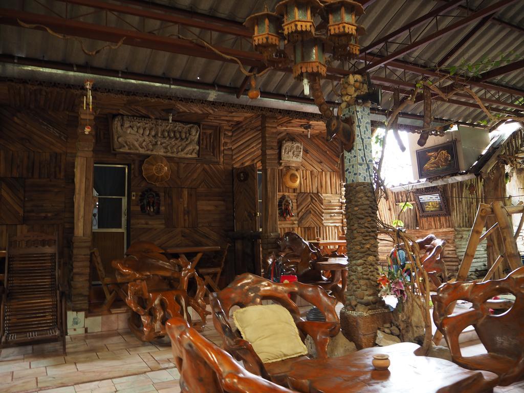 Three J Guesthouse Kamphaeng Phet Ngoại thất bức ảnh